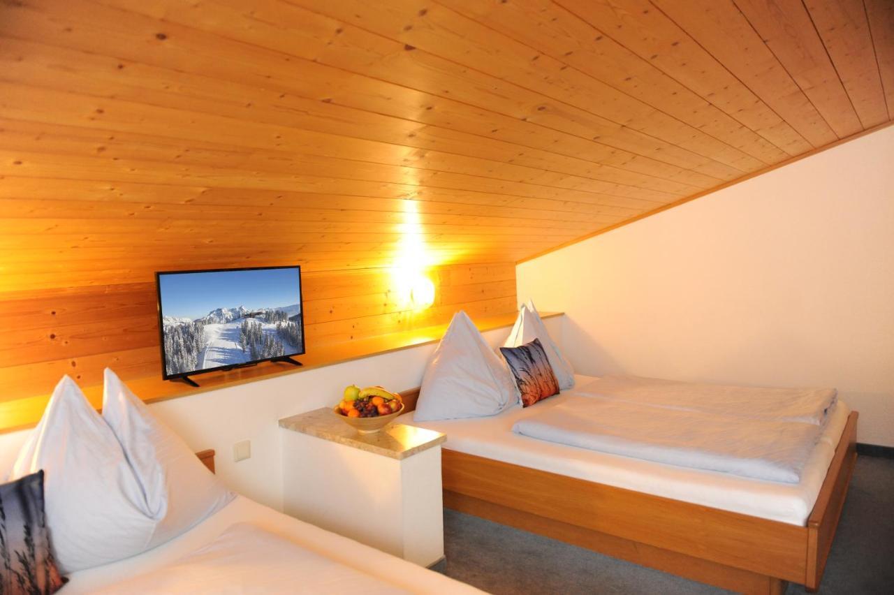 Gaestehaus Standardhaus Saalbach-Hinterglemm Bagian luar foto