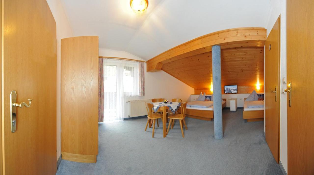 Gaestehaus Standardhaus Saalbach-Hinterglemm Bagian luar foto