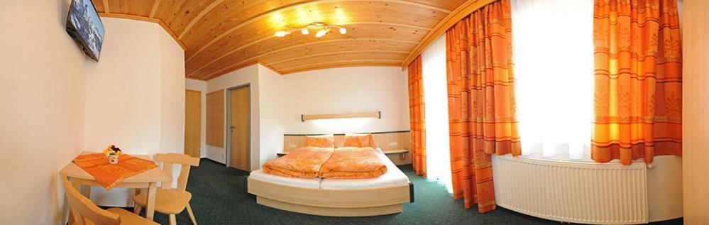 Gaestehaus Standardhaus Saalbach-Hinterglemm Bagian luar foto