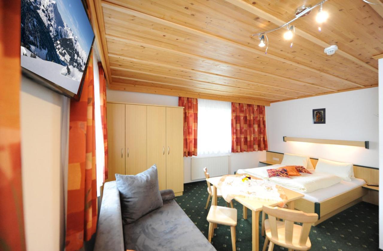 Gaestehaus Standardhaus Saalbach-Hinterglemm Bagian luar foto
